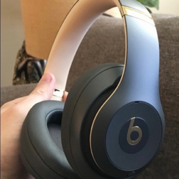 Beats headphones wireless - Picture 3 of 5